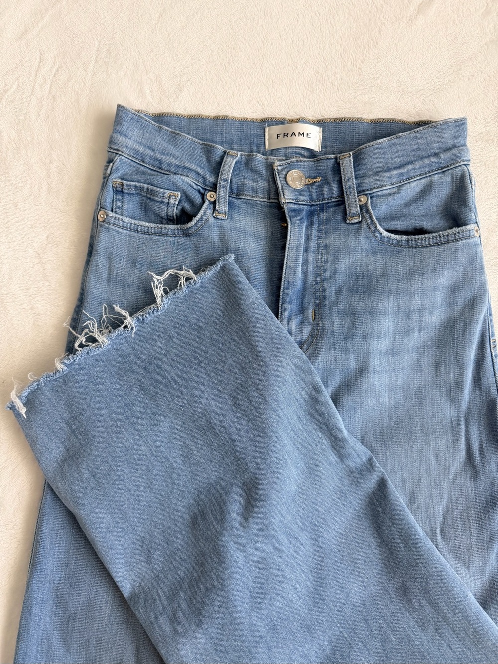 Frame Denim Light Wash High-Rise Wide Leg Jeans